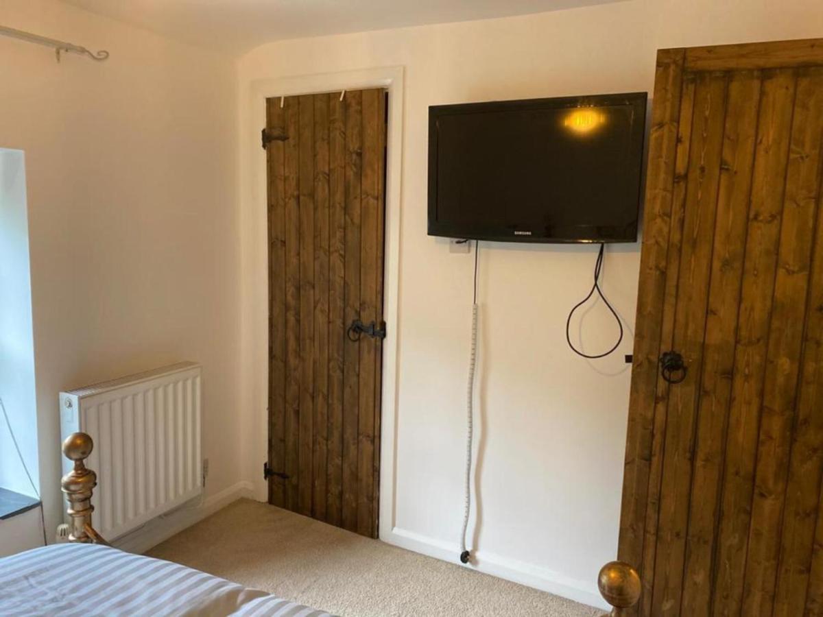2-Bed Cottage In In Welsh Valley Nr סוואנסי מראה חיצוני תמונה