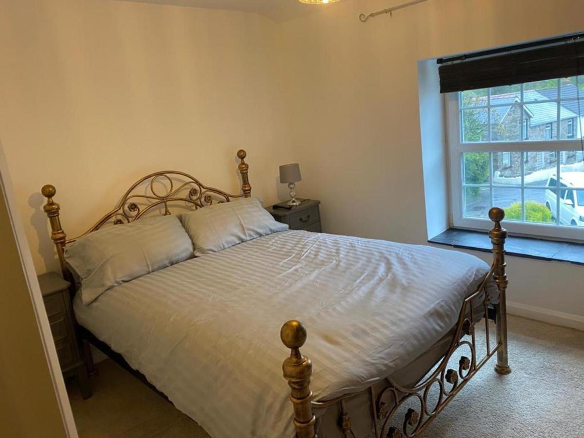2-Bed Cottage In In Welsh Valley Nr סוואנסי מראה חיצוני תמונה